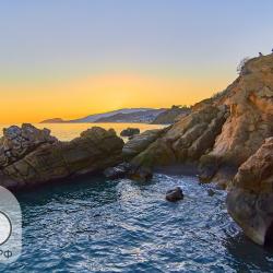 Отдых в Крыму | Сырная скала в Малореченском для однодневной поездки