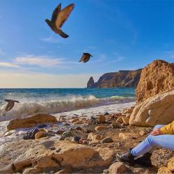 Отдых в Крыму | Яшмовый - живописный пляж для купания в открытом море